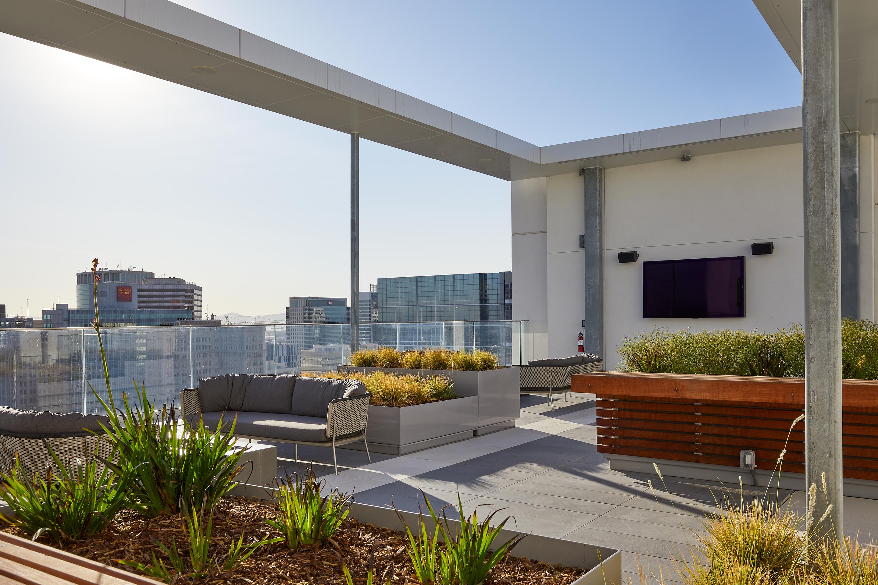 Roof Deck | ZO Oakland Apartments